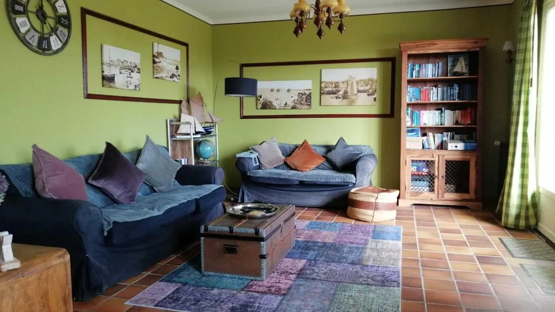 Attractive Cottage In Plozevet 0*,